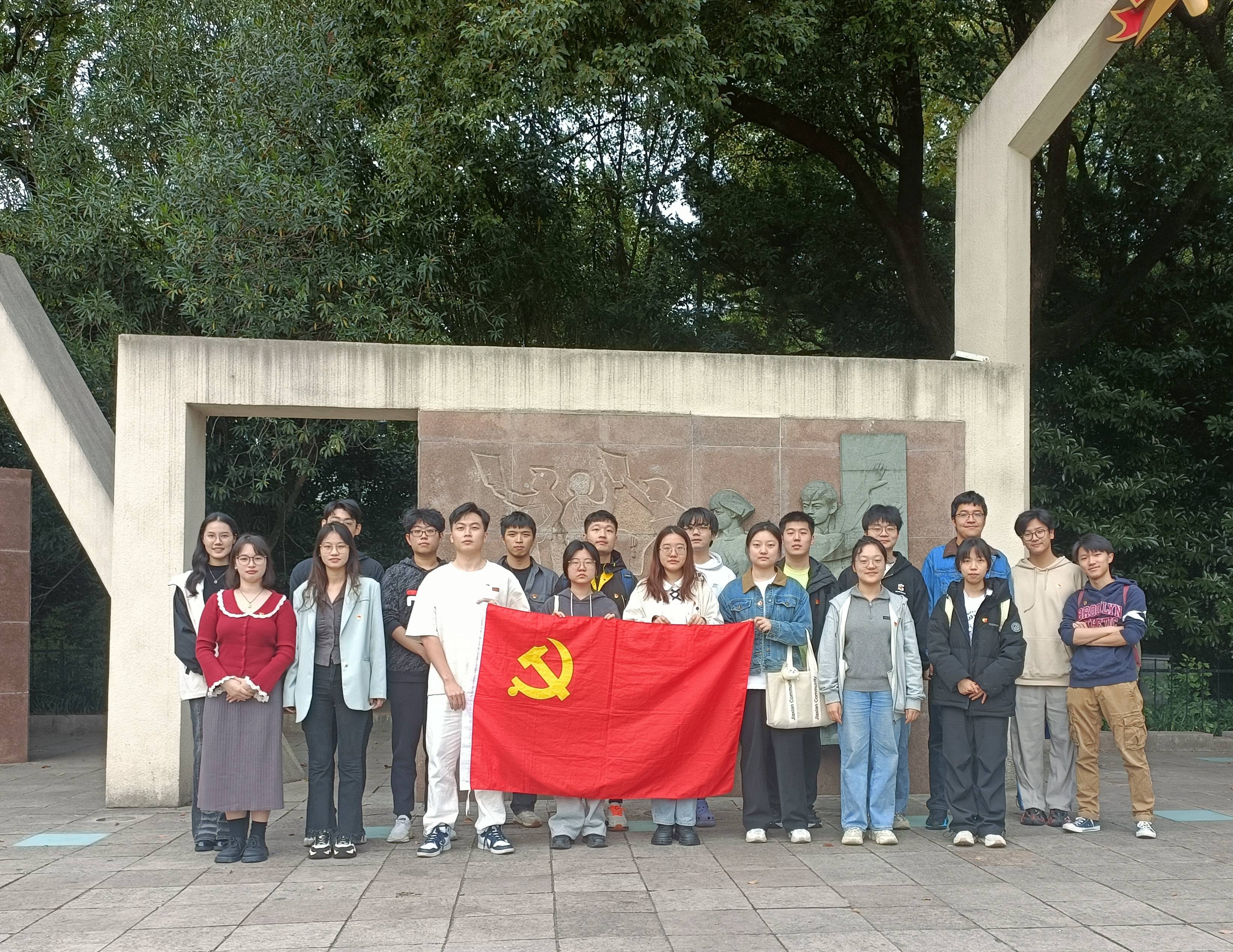 1缩小.jpg 1缩小.jpg