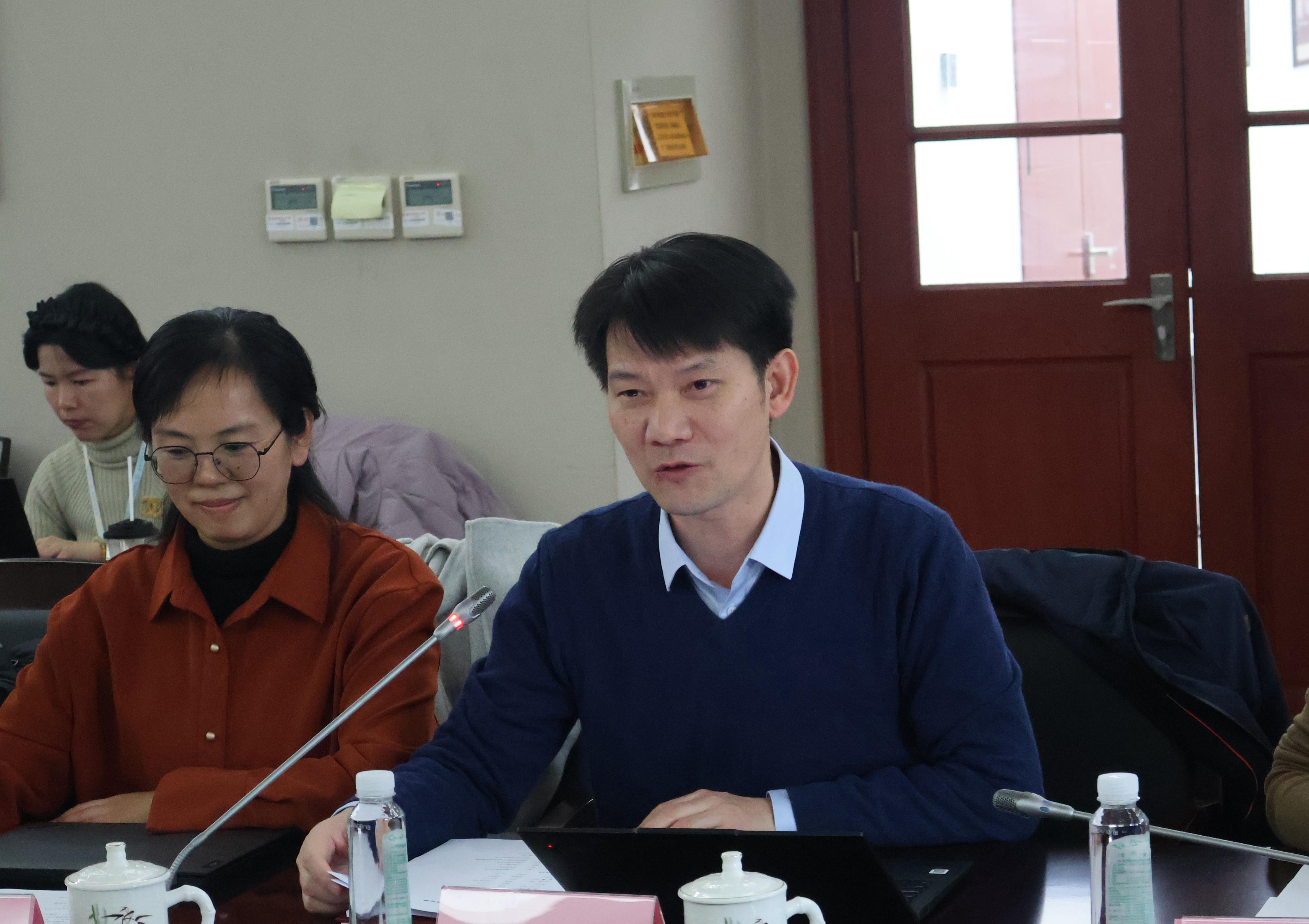 吴健致辞.JPG 吴健致辞.JPG